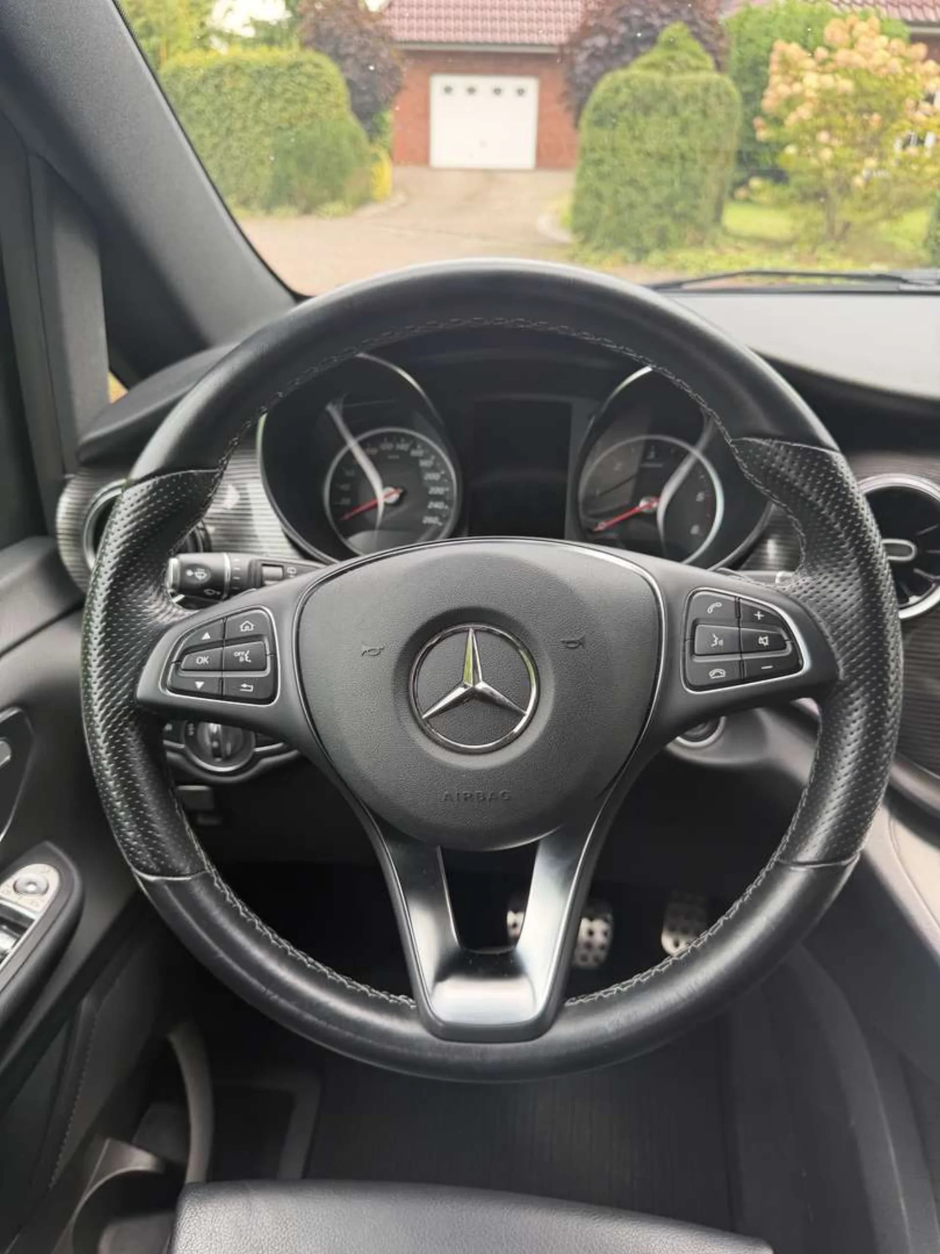 Mercedes-Benz V-класс фото 9