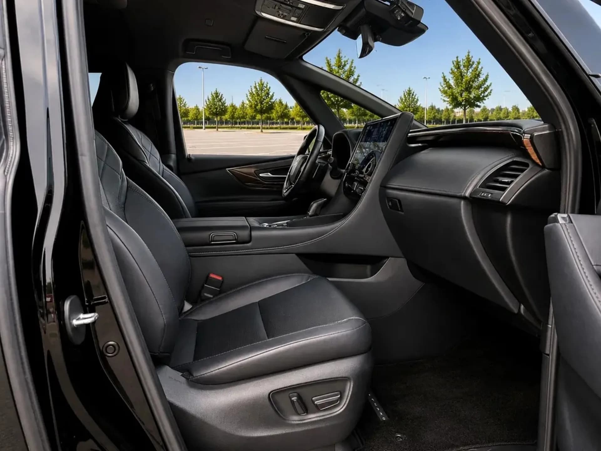 Toyota Alphard фото 7