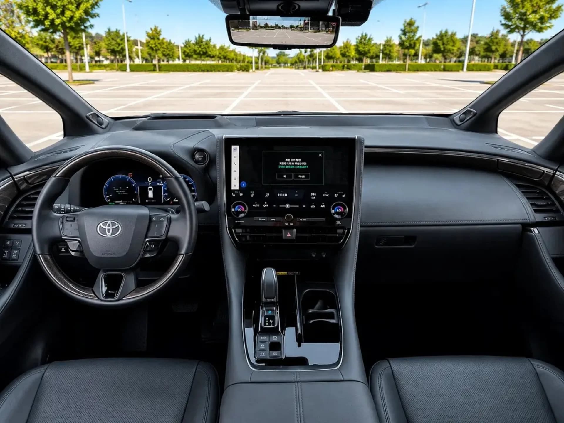 Toyota Alphard фото 9