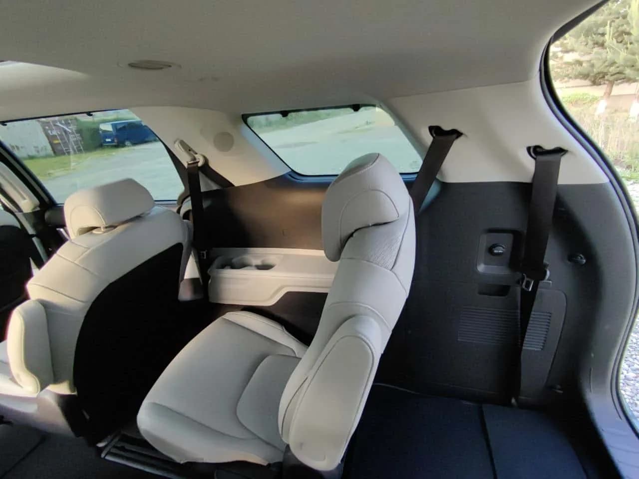 Kia Carnival фото 10