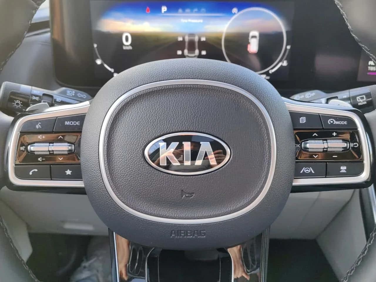 Kia Carnival фото 17