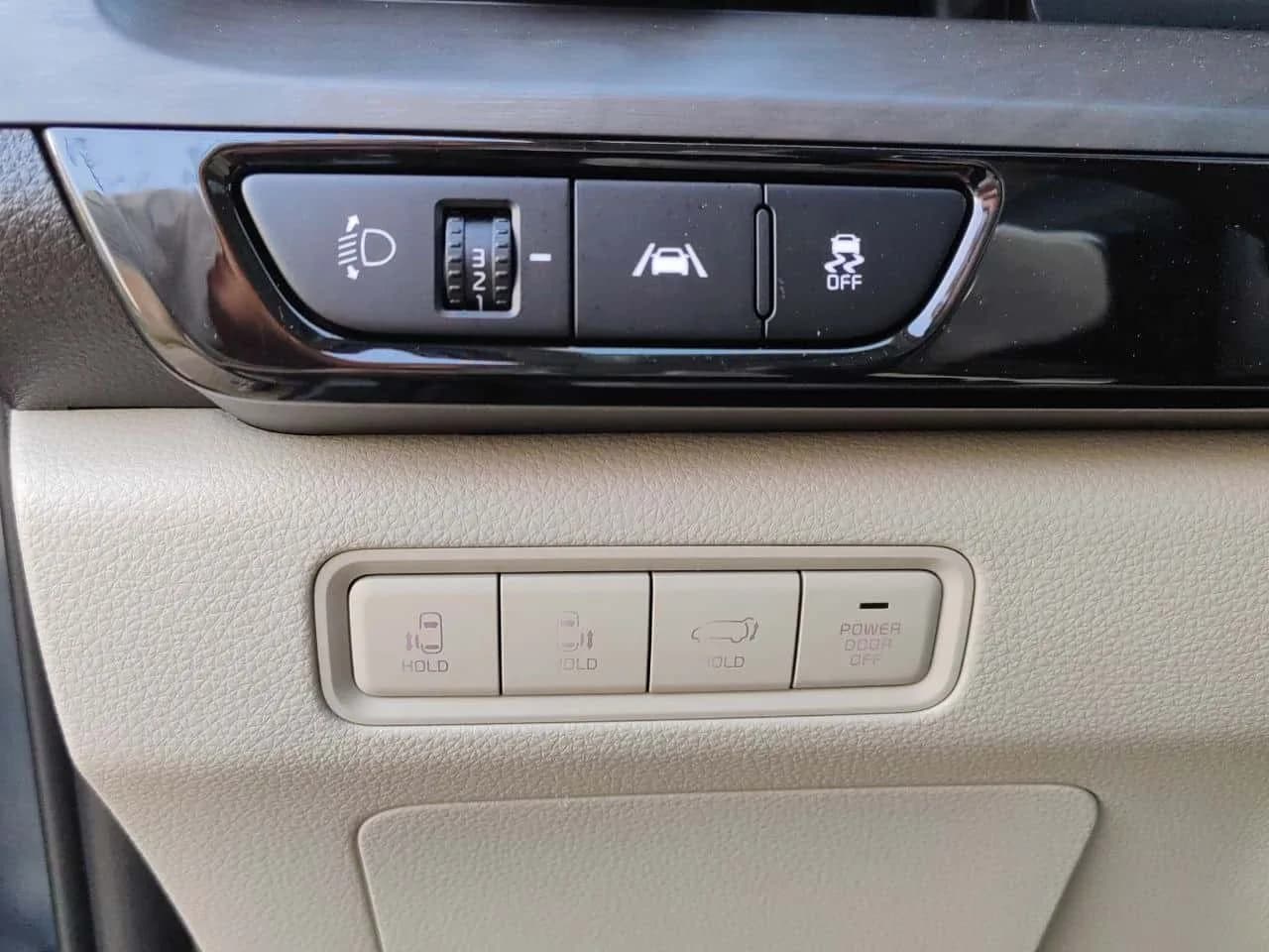 Kia Carnival фото 21