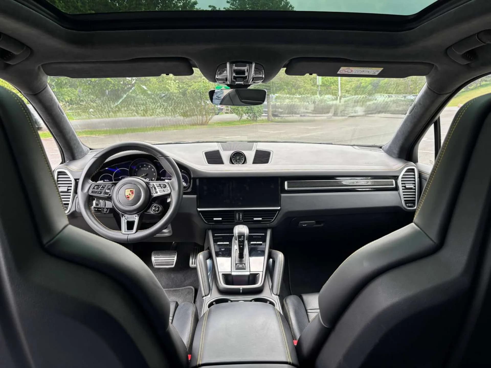 Porsche Cayenne фото 6