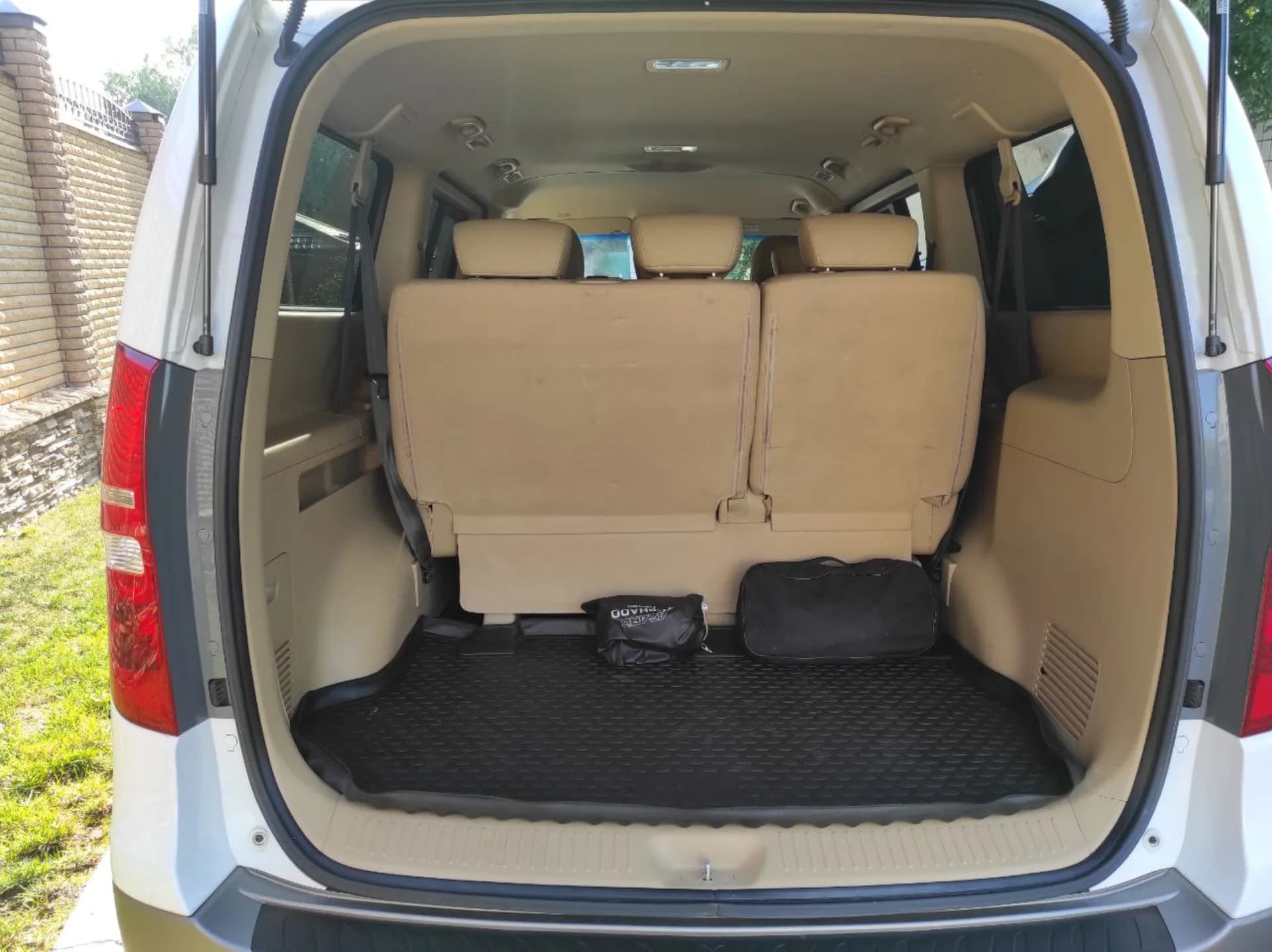 Hyundai H1 фото 9