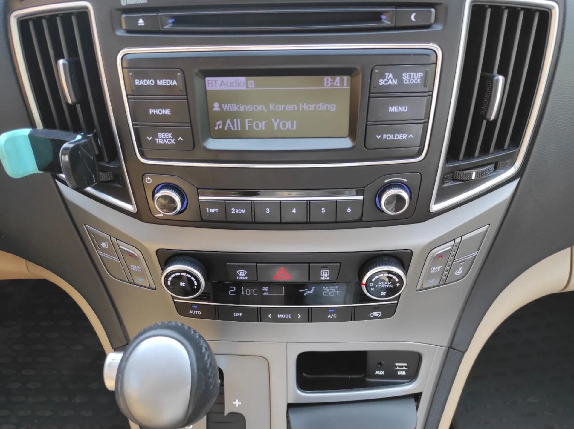 Hyundai H1 фото 12