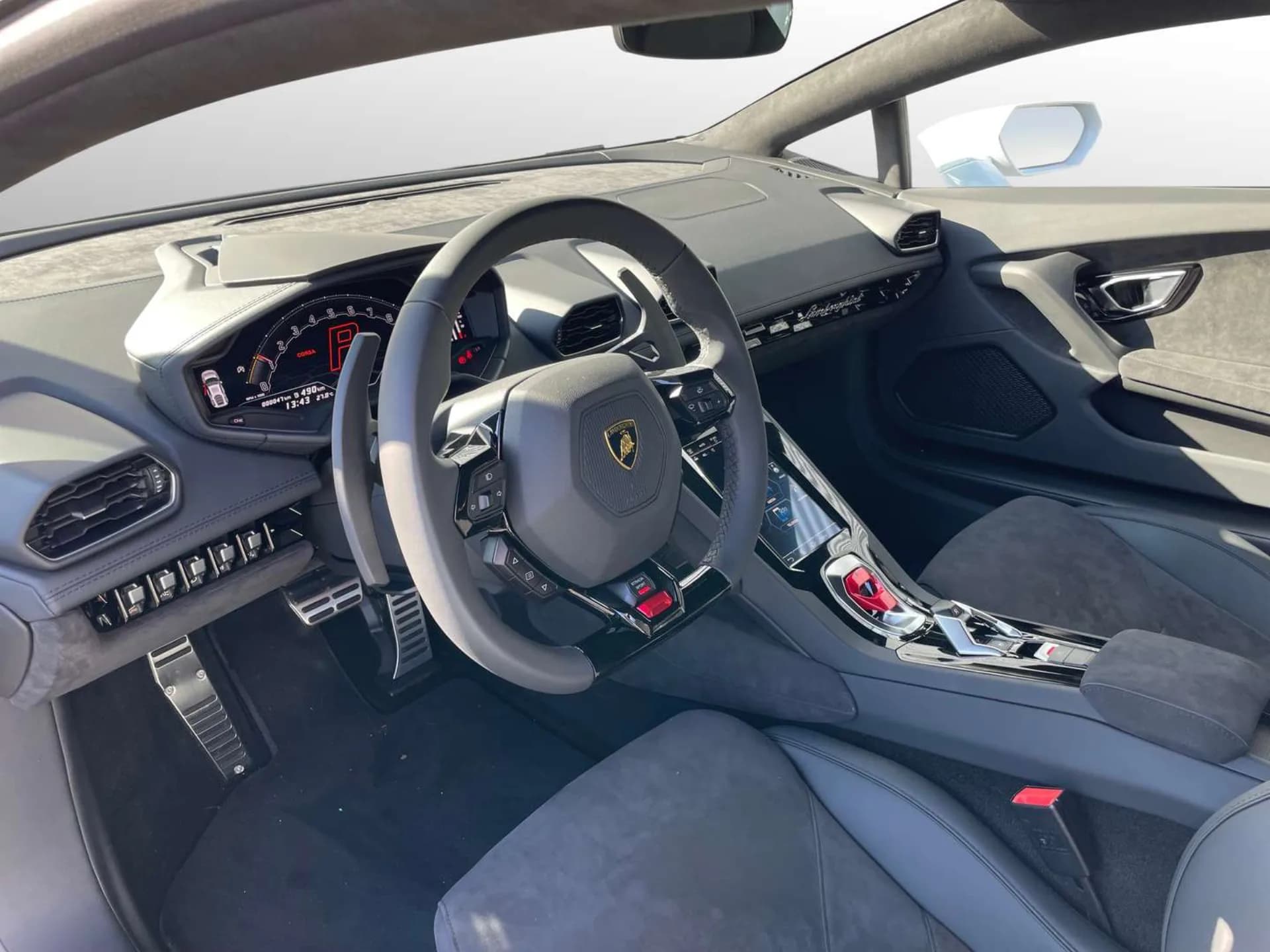Lamborghini Huracan фото 3