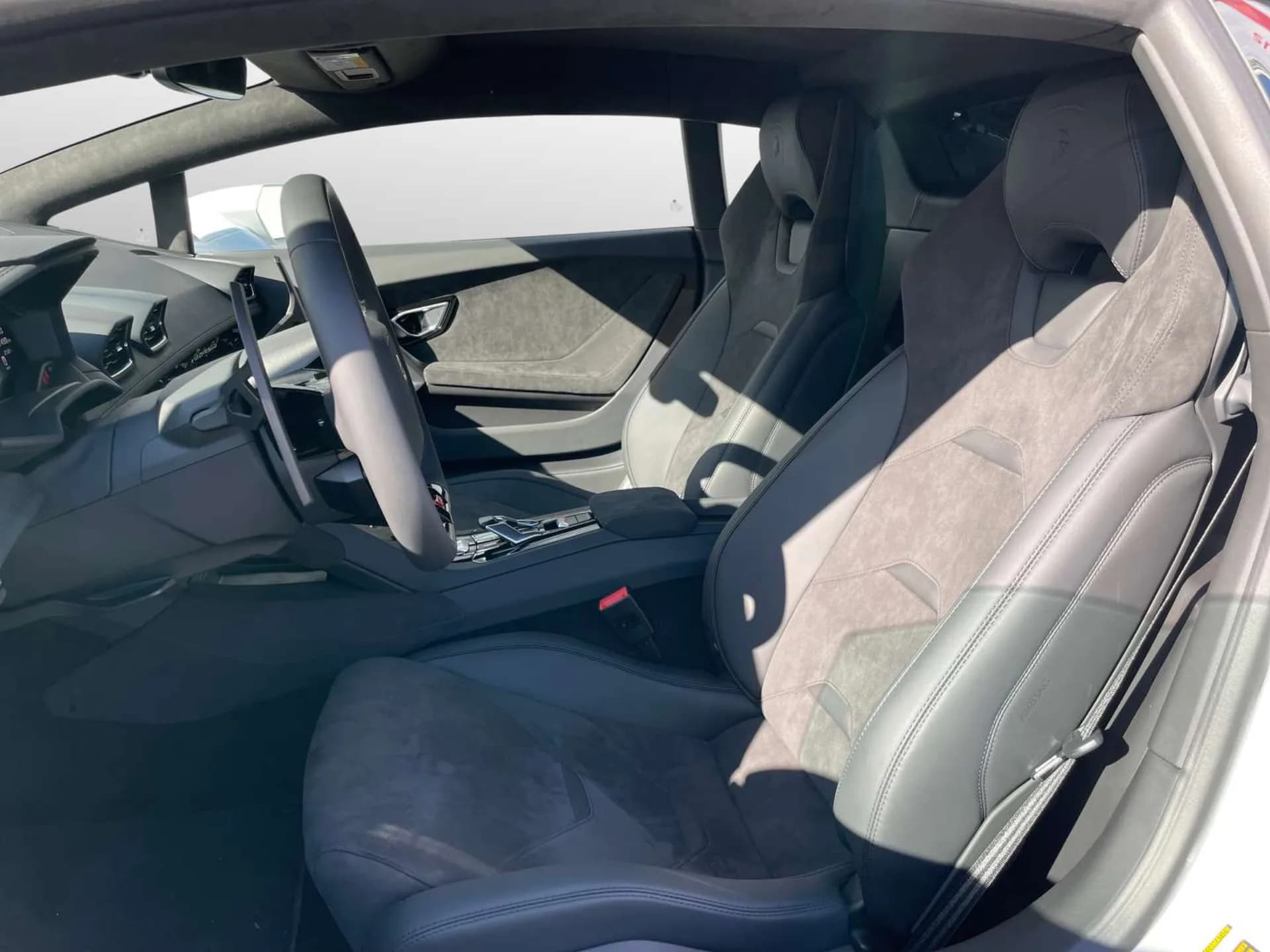 Lamborghini Huracan фото 4