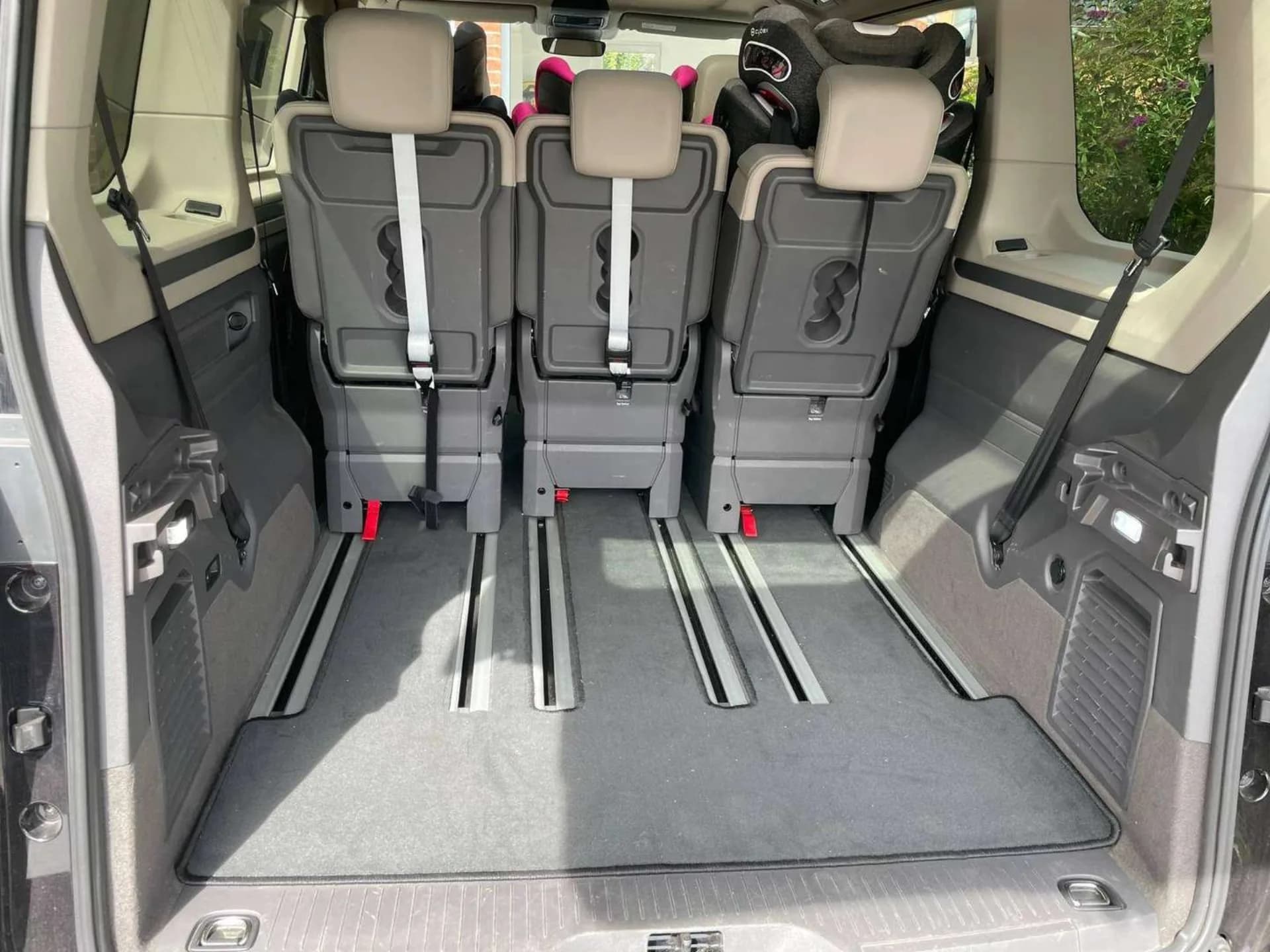 Volkswagen Multivan фото 11