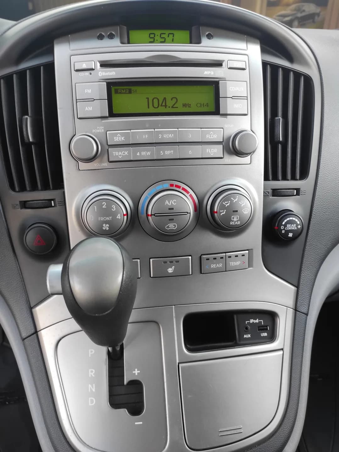 Hyundai Grand Starex фото 13