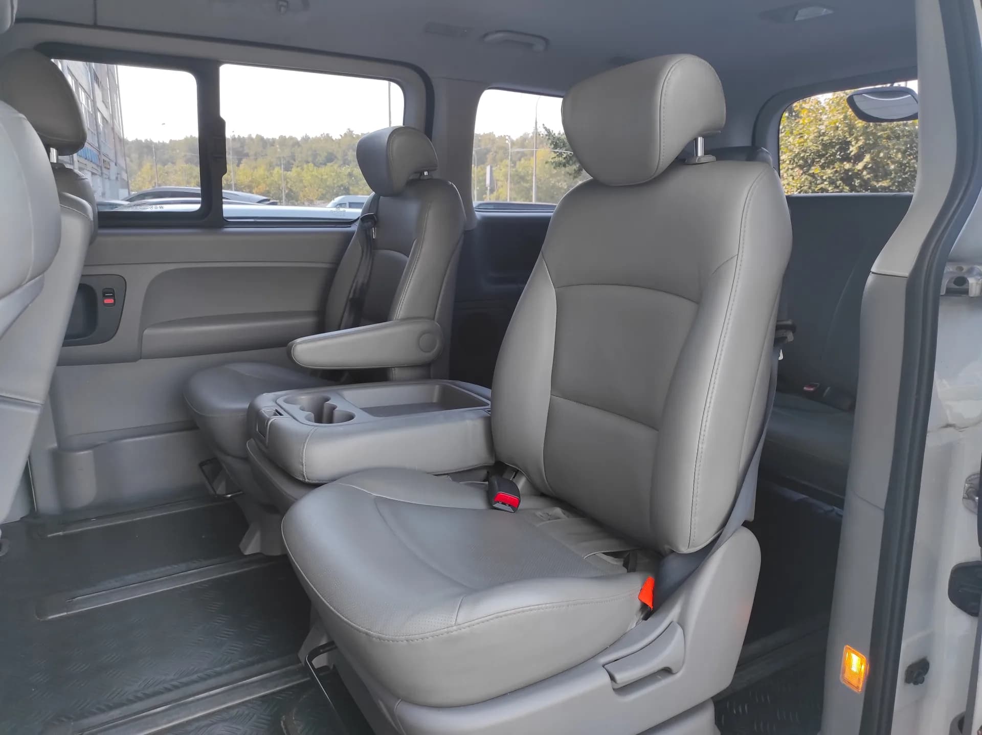 Hyundai Grand Starex фото 6