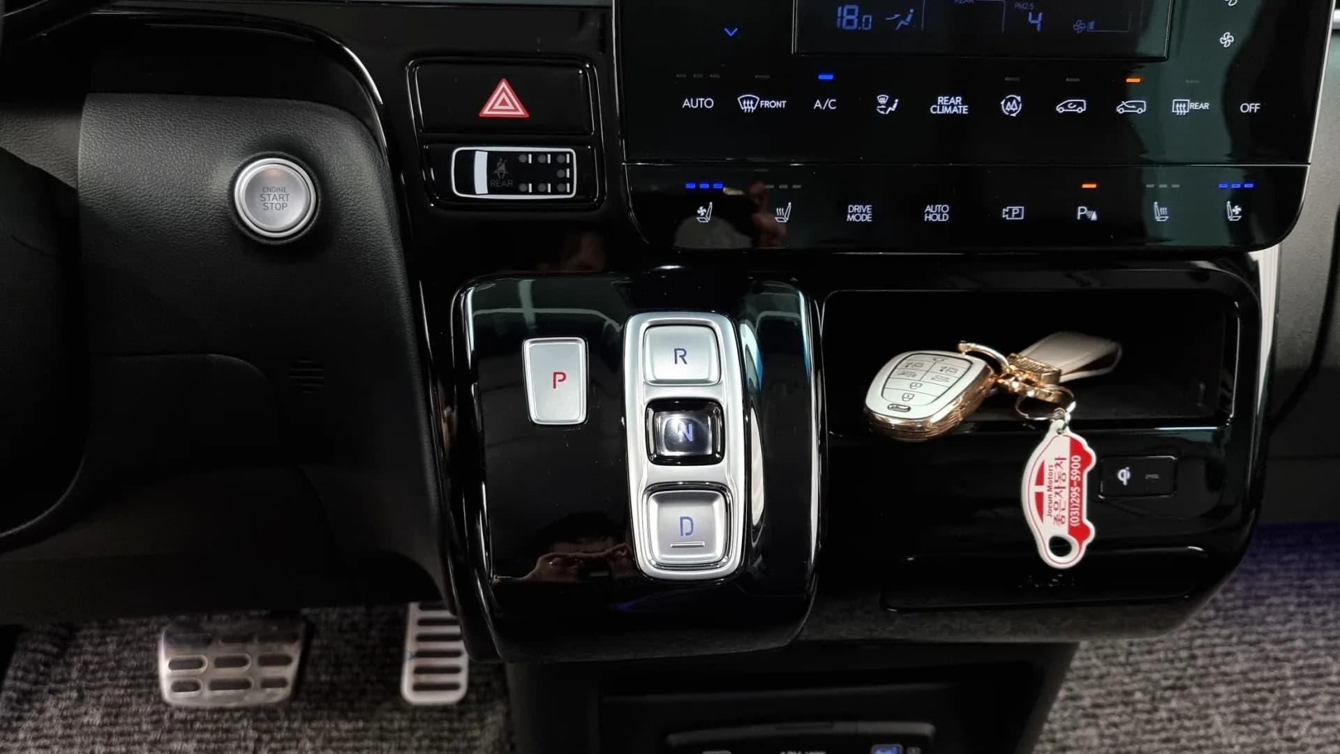 Hyundai Staria фото 4